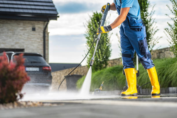 Best Parking Lot and Garage Cleaning  in Port Edwards, WI
